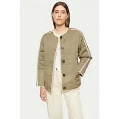 Jigsaw store -Jigsaw store unnamed file 1333