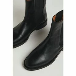Jigsaw Arman Black Leather Flat Boots -Jigsaw store unnamed file 2154