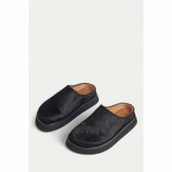 Jigsaw store -Jigsaw store unnamed file 2291